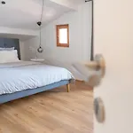 Mia Apartment
