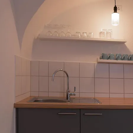 Mia Apartman
